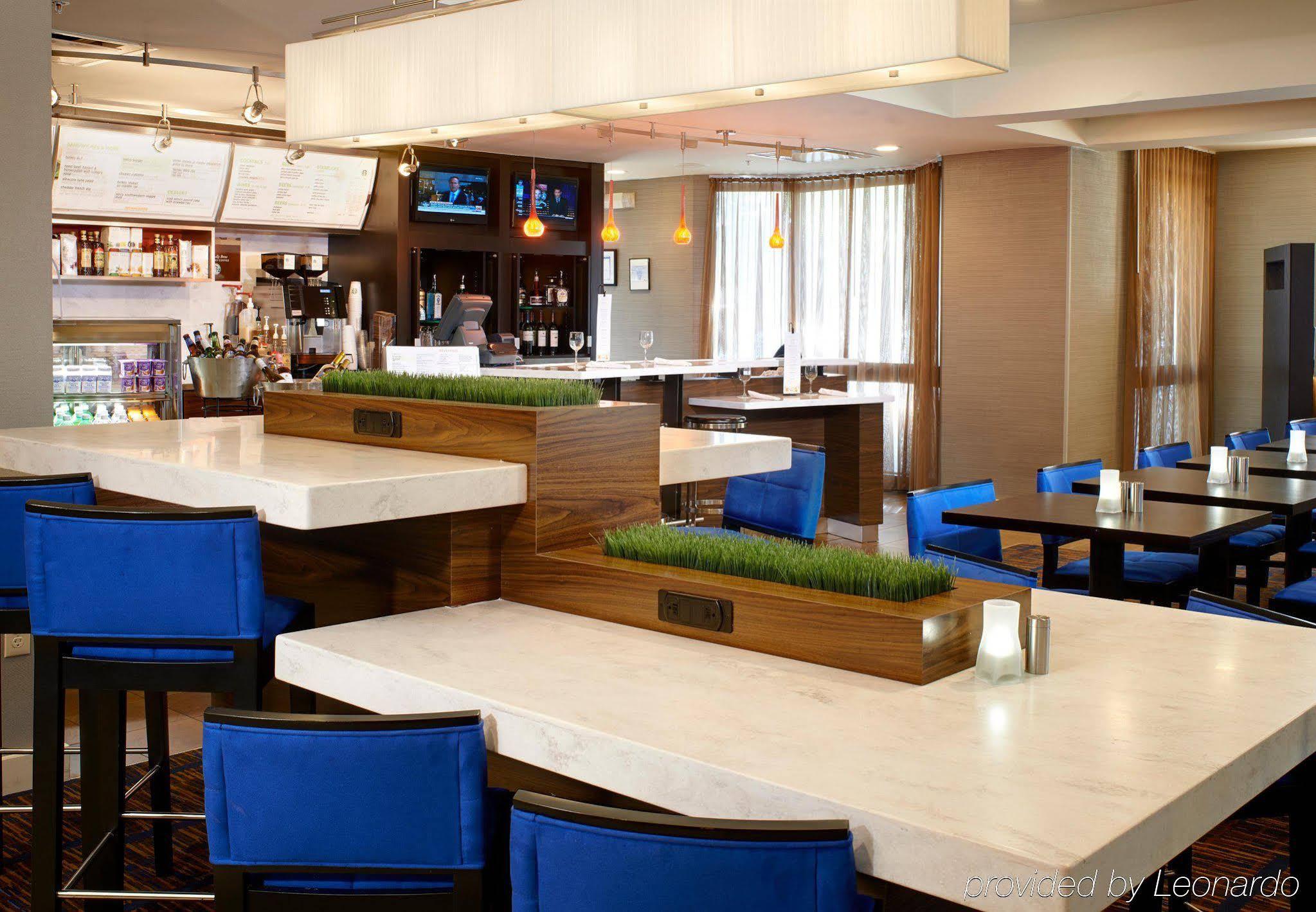 Best Western Plus Elgin - Chicago West Dundee Exterior photo