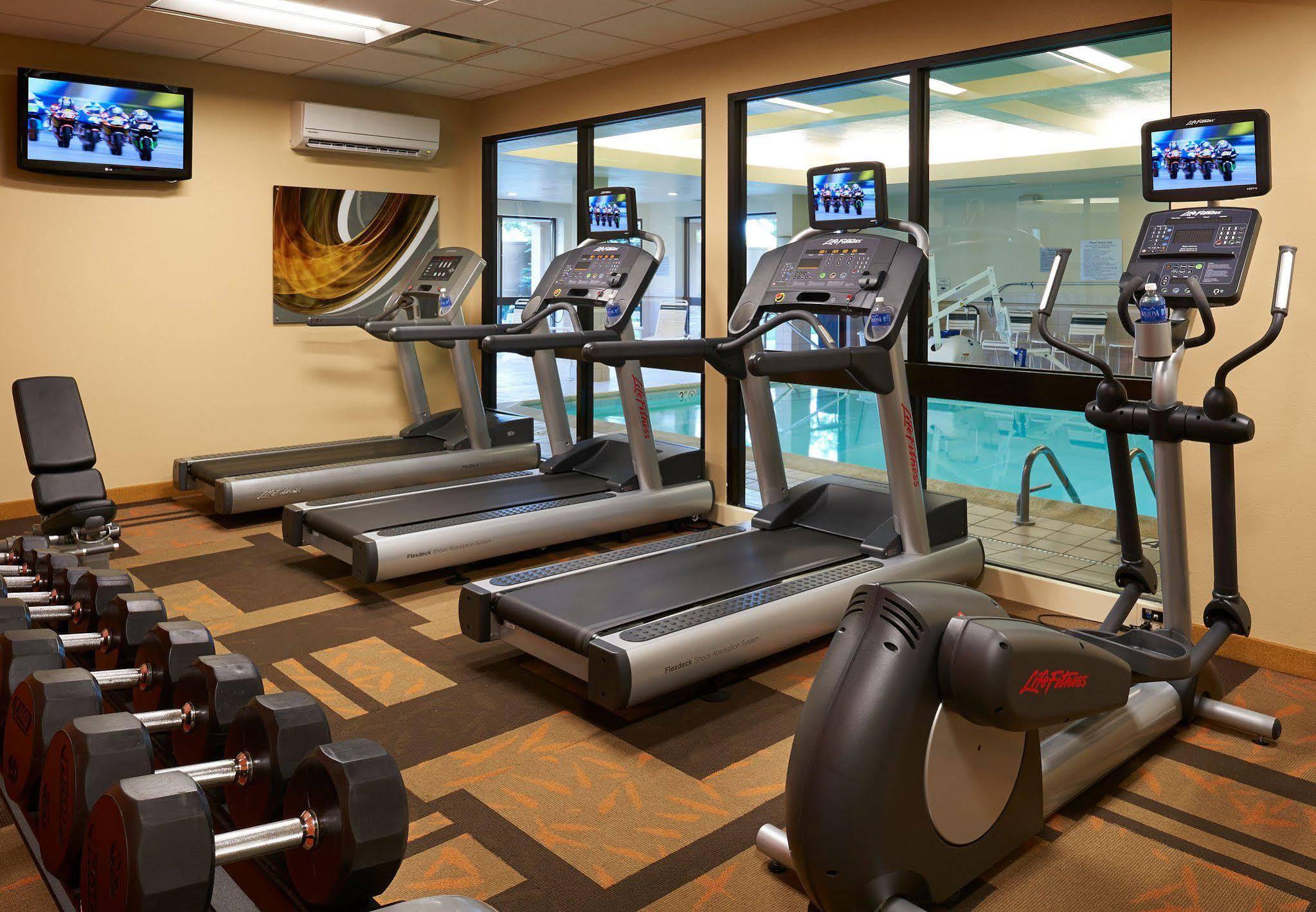 Best Western Plus Elgin - Chicago West Dundee Exterior photo