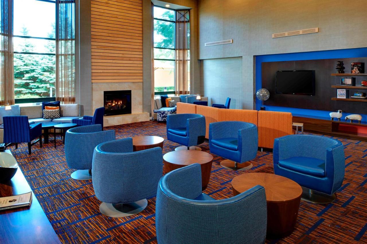 Best Western Plus Elgin - Chicago West Dundee Exterior photo