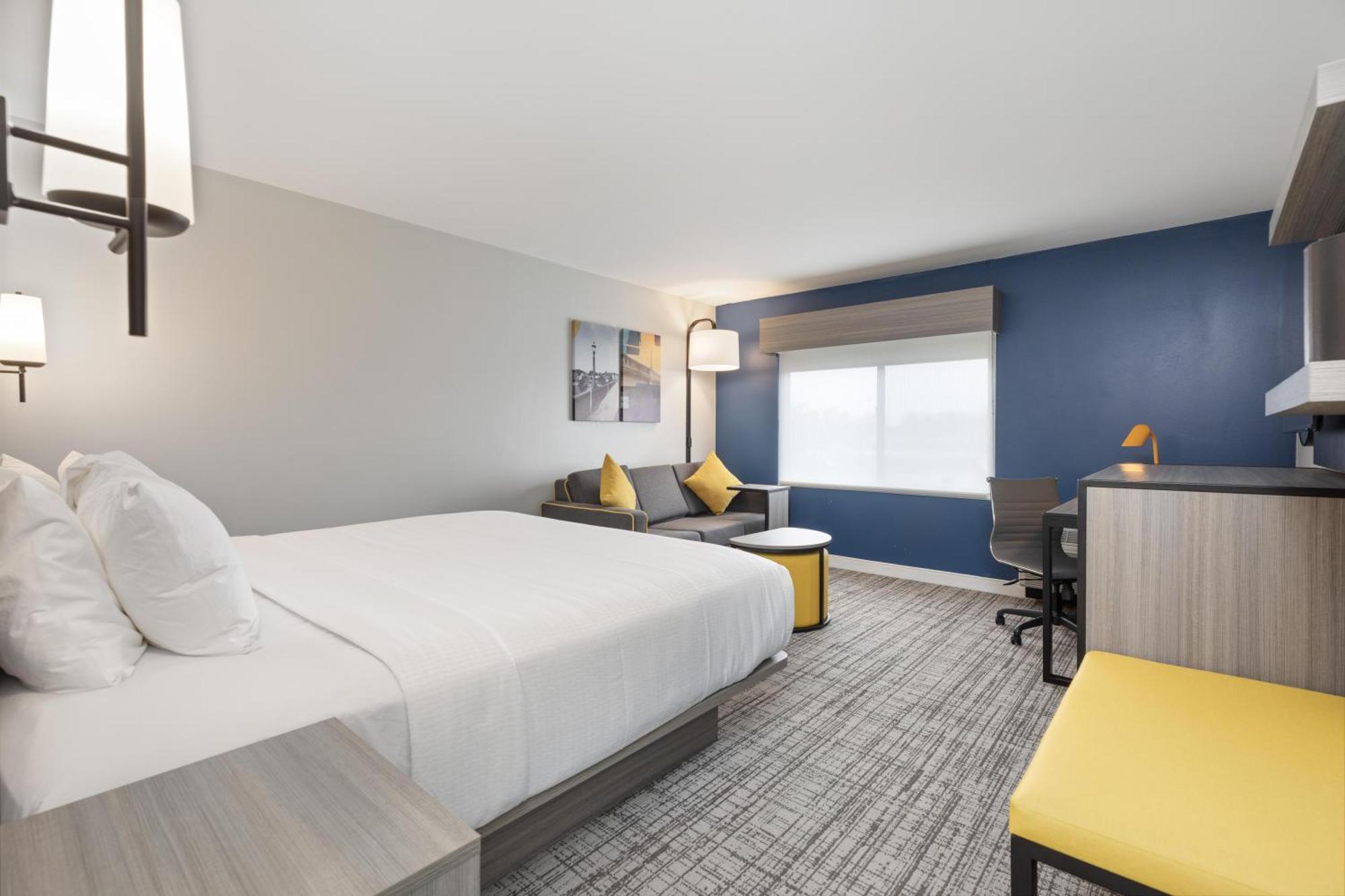 Best Western Plus Elgin - Chicago West Dundee Exterior photo