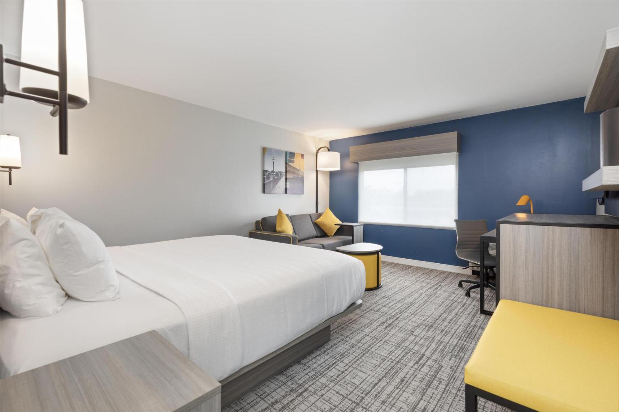 Best Western Plus Elgin - Chicago West Dundee Exterior photo